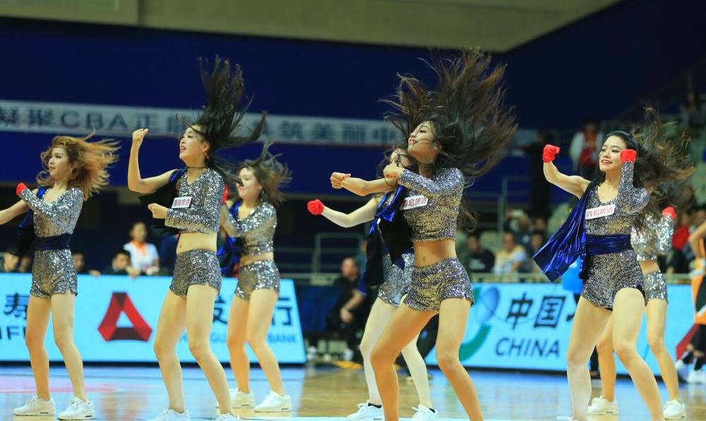 篮球方面NBA今日有多场好戏上演，由于CBA暂停，晚间韩篮甲将成为主流赛事。